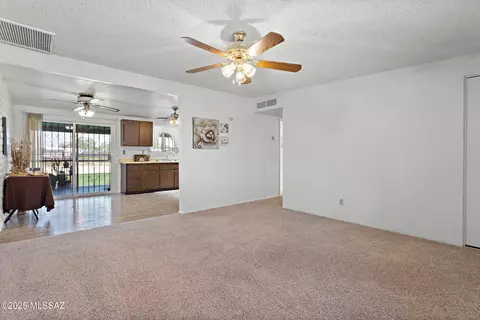 7634 E Apple Tree Dr, Tucson, AZ 85730 photo 5
