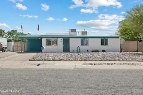 7634 E Apple Tree Dr, Tucson, AZ 85730 photo 2