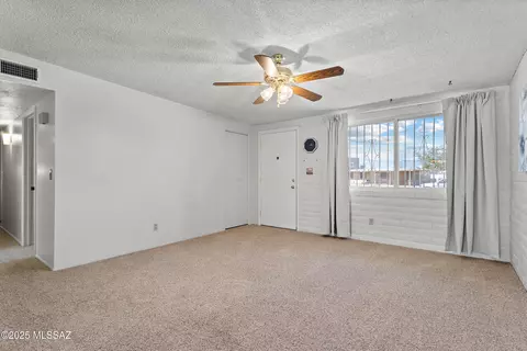 7634 E Apple Tree Dr, Tucson, AZ 85730 photo 6
