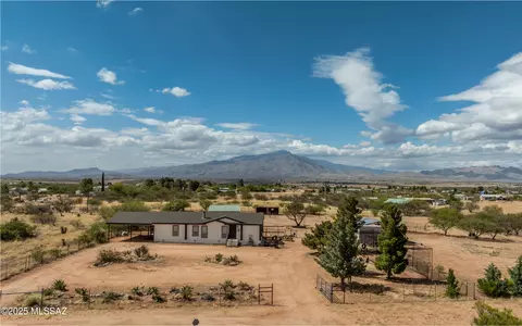 3348 W Thunderbird Trl, Benson, AZ 85602