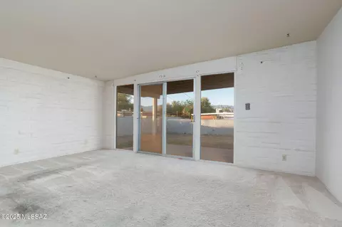 Living - 8133 E 6th St, Tucson, AZ 85710 photo 1 of 2