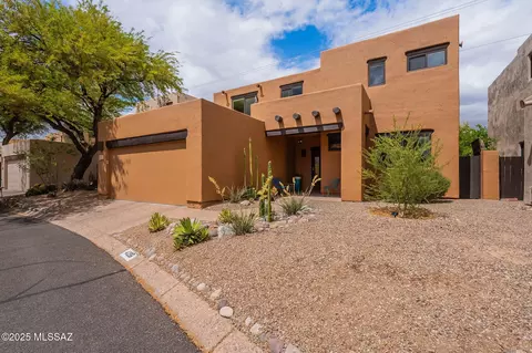 4296 N Rillito Creek Pl, Tucson, AZ 85719