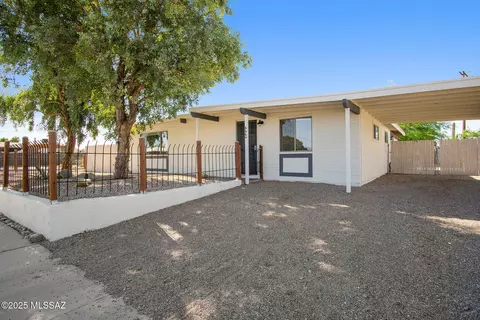 6664 E Mary Dr, Tucson, AZ 85730