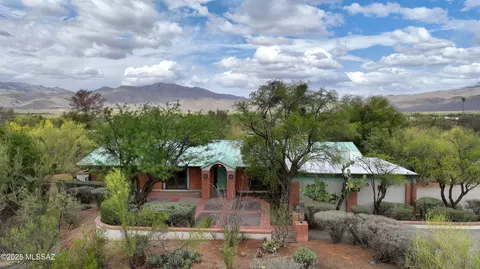 12333 E Calle Del Gorrion, Tucson, AZ 85748