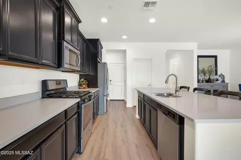 14239 E Axle Dr, Vail, AZ 85641 photo 9