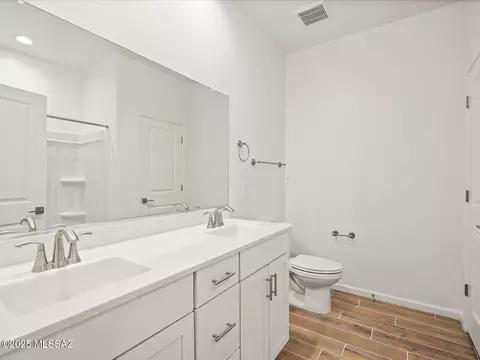 10414 E Silver Fox Dr, Tucson, AZ 85748 photo 9
