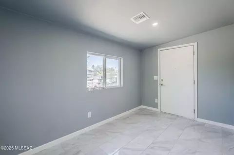2611 W Quail Rd, Tucson, AZ 85746 photo 4