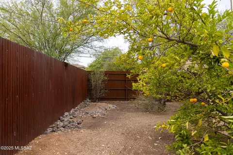 Exterior - 20 E 2nd St, Tucson, AZ 85705 photo 5 of 7