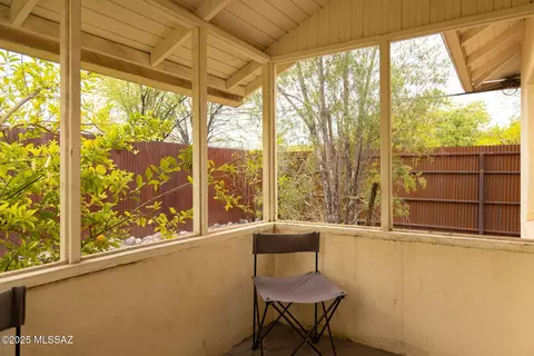 Exterior - 20 E 2nd St, Tucson, AZ 85705 photo 3 of 7