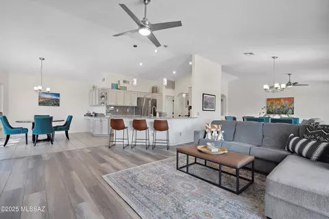 65749 E Mesa Ridge Ct, Tucson, AZ 85739