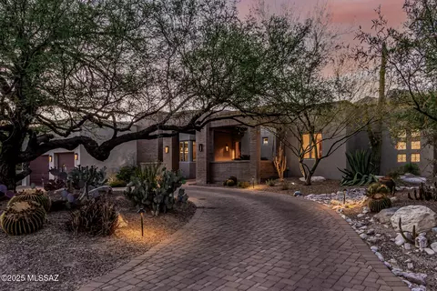 7211 E Desert Moon Loop, Tucson, AZ 85750 photo 3