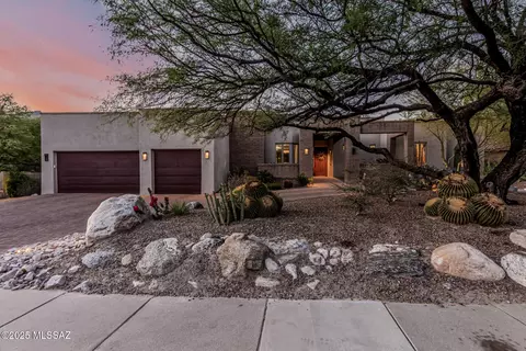 7211 E Desert Moon Loop, Tucson, AZ 85750