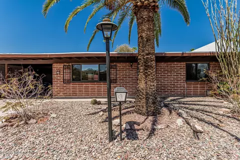 14 S Azurite Dr, Tucson, AZ 85745