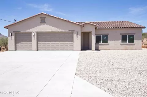 84 Paseo Australia, Rio Rico, AZ 85648