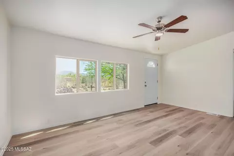 13700 E Lipps Ln, Vail, AZ 85641 photo 5