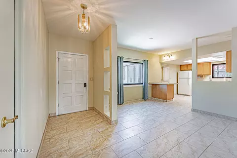 Entry Way - 121 W Paseo Recortado, Green Valley, AZ 85614 photo 1 of 4