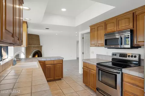 10161 E 5th St, Tucson, AZ 85748 photo 16