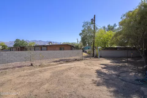 2001 E Conner Stra, Tucson, AZ 85719 photo 24