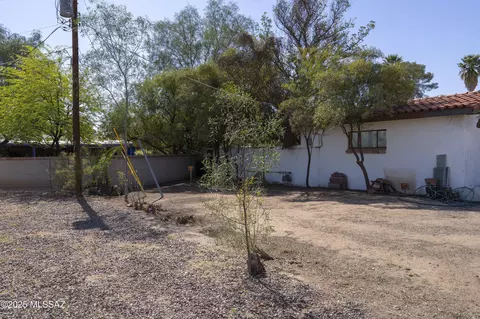 2001 E Conner Stra, Tucson, AZ 85719 photo 23