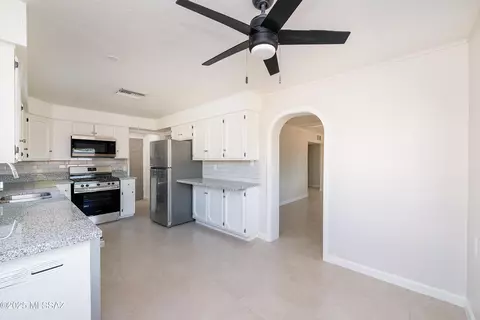 Kitchen - 3714 E 24th St, Tucson, AZ 85713 photo 2 of 4