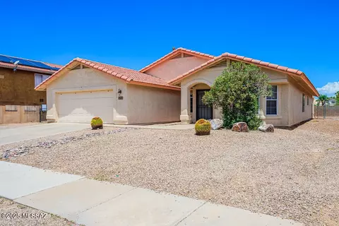 9213 Elderberry St, Tucson, AZ 85747
