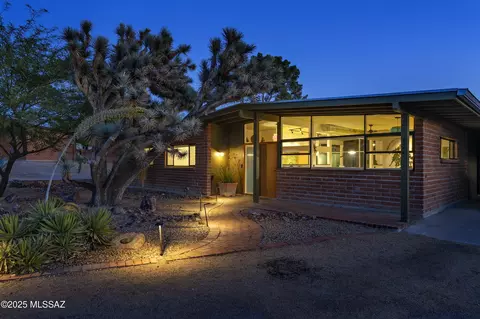 6714 E Topke St, Tucson, AZ 85715