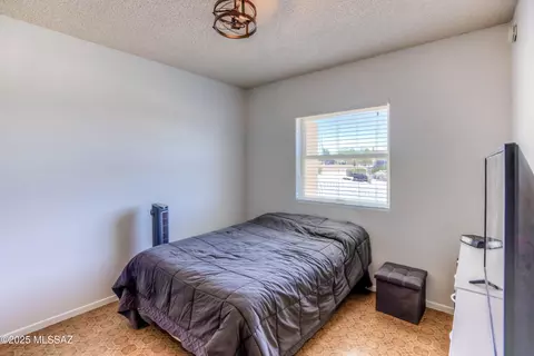 7857 E Baker St, Tucson, AZ 85710 photo 9