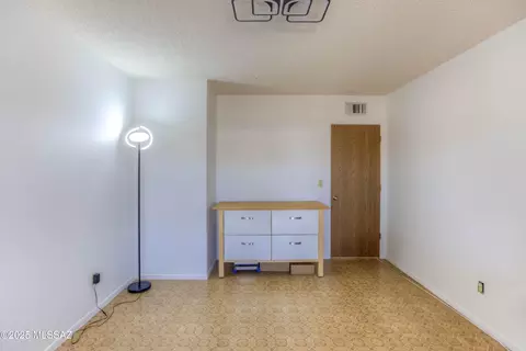 7857 E Baker St, Tucson, AZ 85710 photo 26