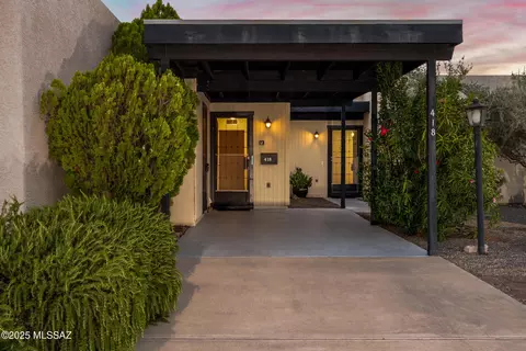 418 N Calle De Las Profetas, Green Valley, AZ 85614