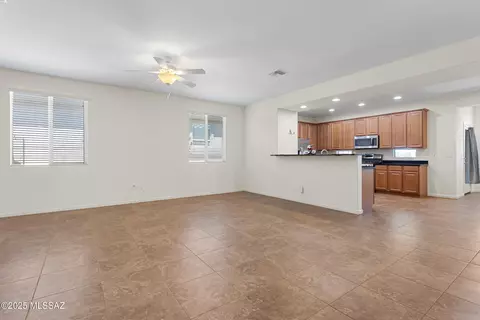 11413 E Squash Blossom Loop, Tucson, AZ 85747 photo 7