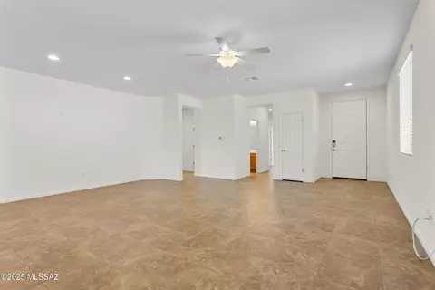 11413 E Squash Blossom Loop, Tucson, AZ 85747 photo 9