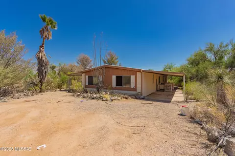 15415 N Columbus Blvd, Tucson, AZ 85739