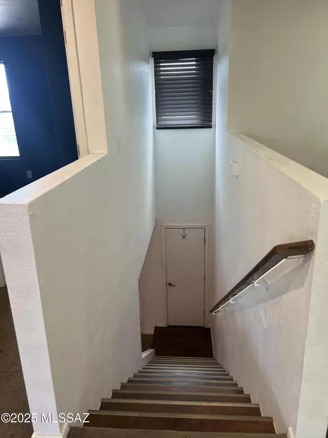 Entry Way - 1558 E Los Cabos Pl, Tucson, AZ 85706 photo 1 of 1