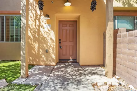 2422 E Blue Diamond Dr, Tucson, AZ 85718