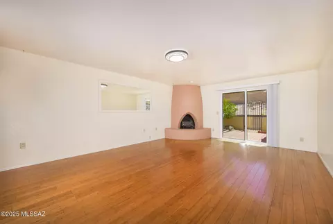Living - 9846 E 2nd St, Tucson, AZ 85748 photo 2 of 5