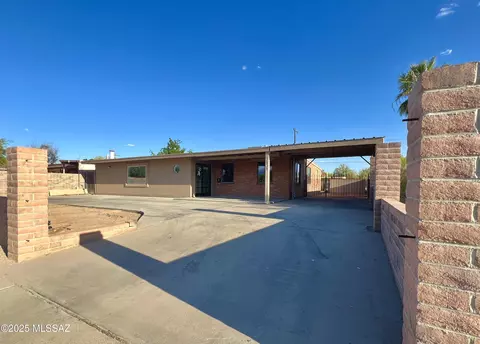 2838 E Beverly Dr, Tucson, AZ 85716