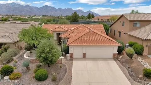 62235 E Sandlewood Rd, Tucson, AZ 85739