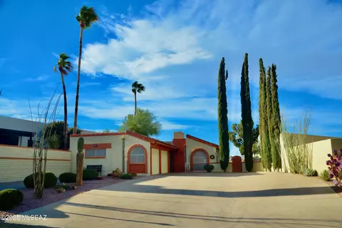 980 W Camino Sagasta, Green Valley, AZ 85622