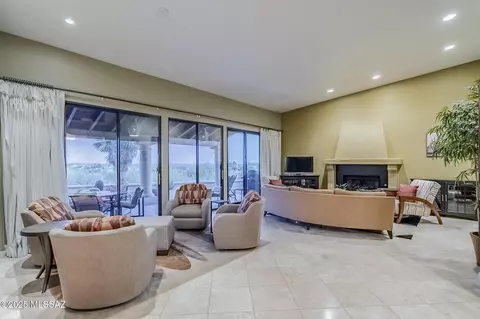 4072 E Wind Break Dr, Tucson, AZ 85718 photo 9
