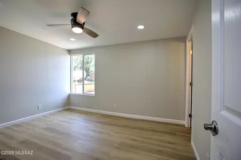 8281 E 18th St E, Tucson, AZ 85710 photo 20