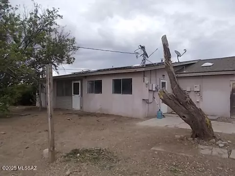 Exterior - 208 S Granada St, Willcox, AZ 85643 photo 2 of 3