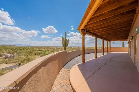 Exterior - 12101 E Thunderhead Ranch Rd, Tucson, AZ 85747 photo 9 of 11