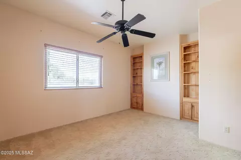 Bedroom - 12101 E Thunderhead Ranch Rd, Tucson, AZ 85747 photo 4 of 7