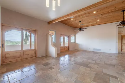 Living - 12101 E Thunderhead Ranch Rd, Tucson, AZ 85747 photo 6 of 6