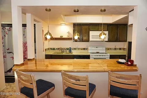 Kitchen - 229 N Tracy Rd, Pearce, AZ 85625 photo 2 of 6