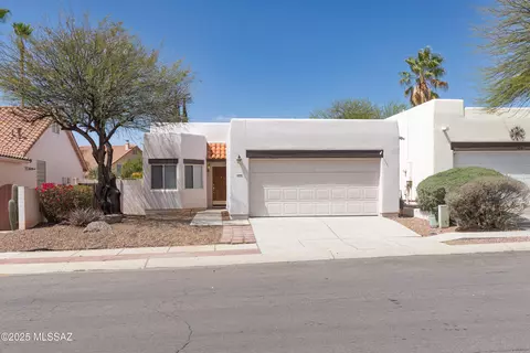 11629 N Copper Creek Dr, Oro Valley, AZ 85737