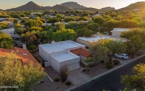3447 W Quail Haven Cir, Tucson, AZ 85745