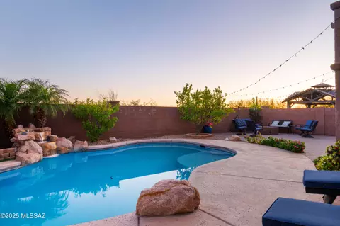 3443 W Tailfeather Dr, Marana, AZ 85658