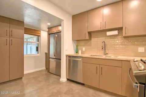 3341 E 23rd St, Tucson, AZ 85713 photo 11
