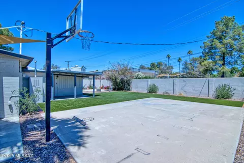 3341 E 23rd St, Tucson, AZ 85713 photo 34